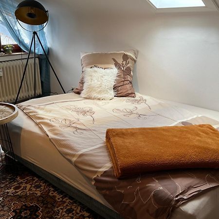 Gemuetliches Apartment Fuer Messe, Job & Kurzurlaub Im Gruenen, Naehe Duesseldorf เมียร์บุช ภายนอก รูปภาพ