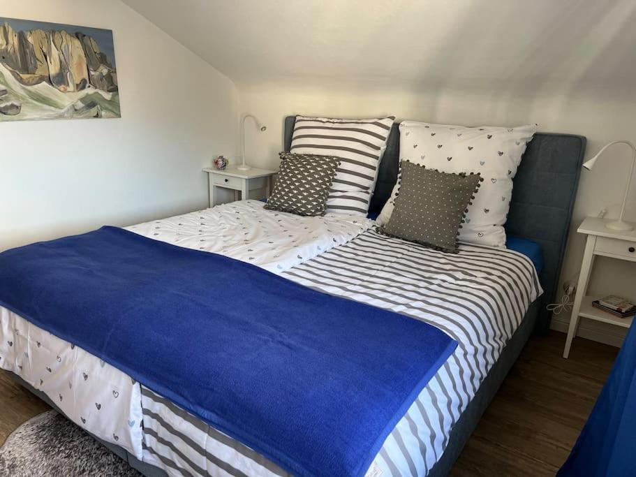 Gemuetliches Apartment Fuer Messe, Job & Kurzurlaub Im Gruenen, Naehe Duesseldorf เมียร์บุช ภายนอก รูปภาพ